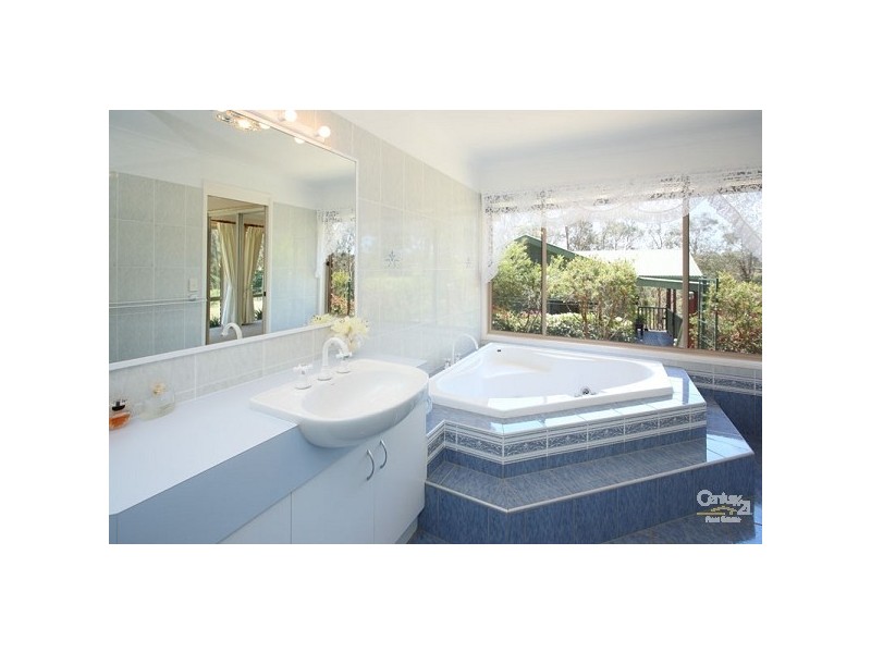 554 Grandview Road, Pullenvale QLD 4069