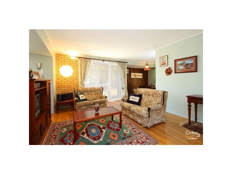 32 Lentara Street, Kenmore QLD 4069