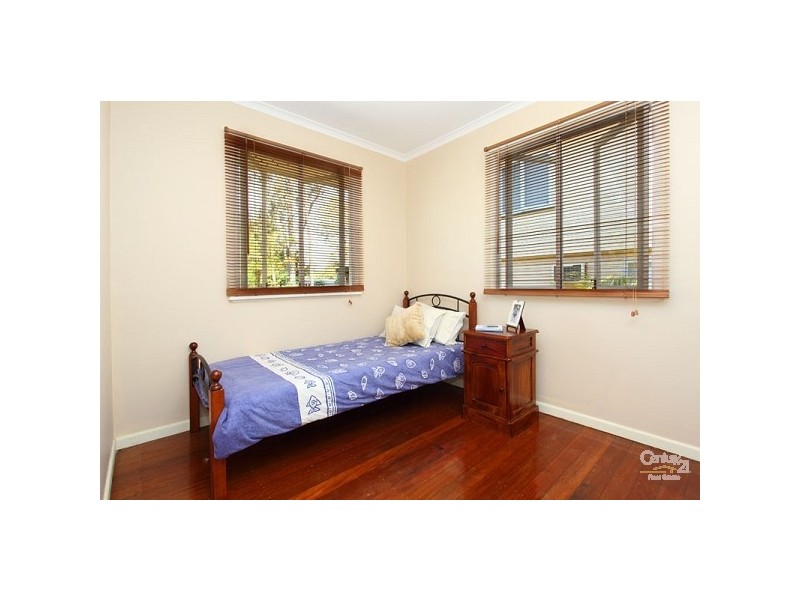 48 Currong Street, Kenmore QLD 4069