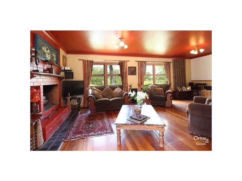 232 Rafting Ground Road, Brookfield QLD 4069