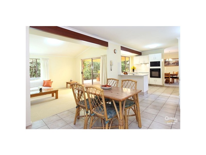 19 Mirbelia Street, Kenmore Hills QLD 4069