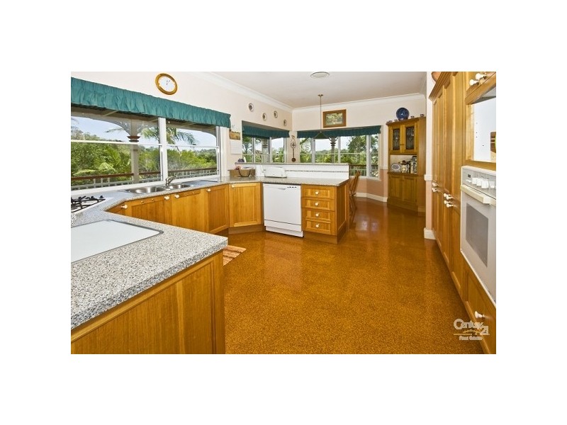 11 Pellatt Close, Kenmore Hills QLD 4069