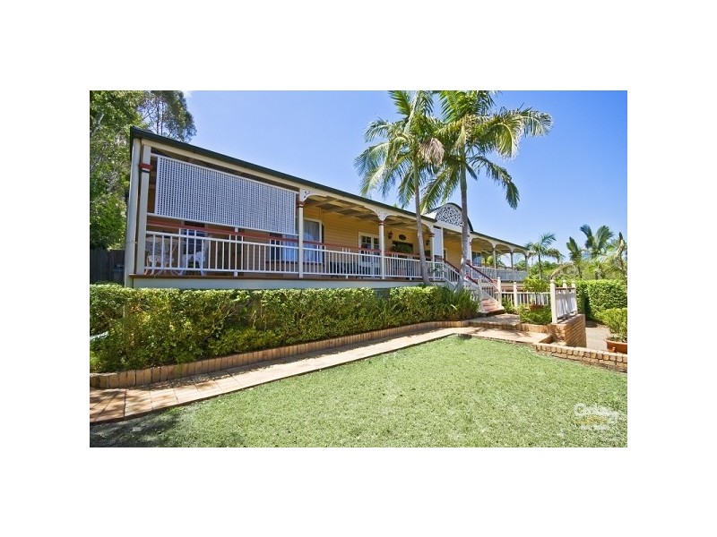 11 Pellatt Close, Kenmore Hills QLD 4069