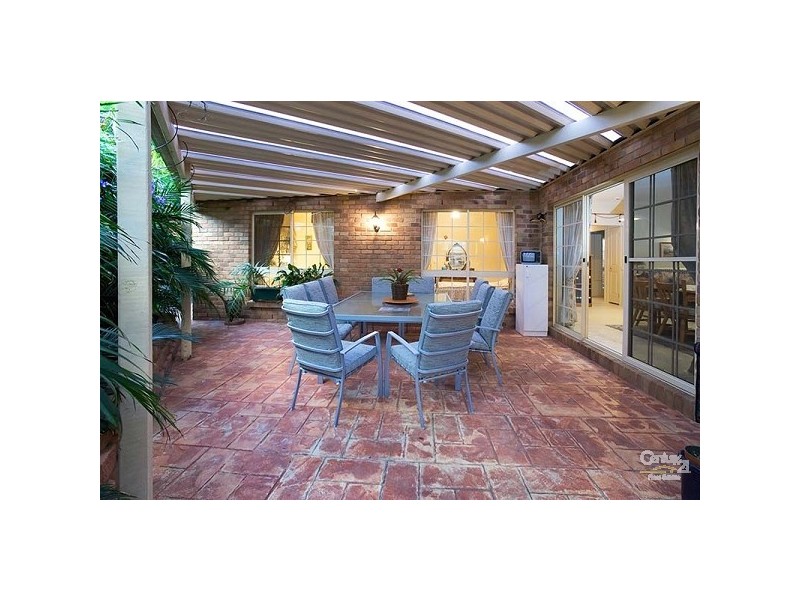 21 Drysdale Crescent, Brookfield QLD 4069