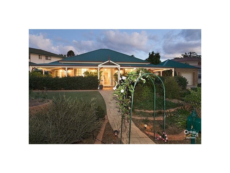 21 Drysdale Crescent, Brookfield QLD 4069