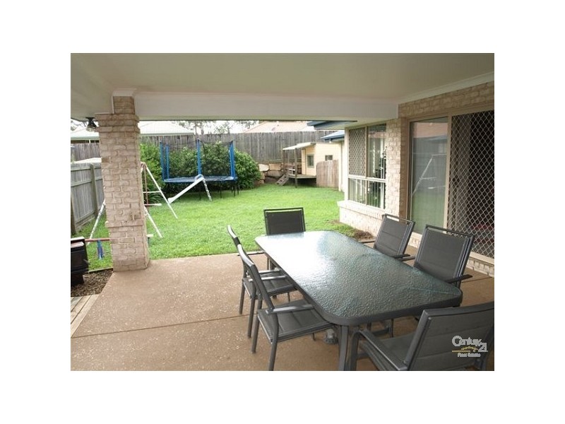 28 Salubris Place, Moggill QLD 4070