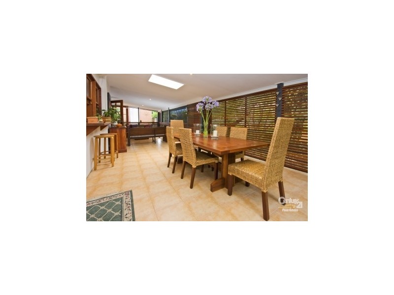 33 Norman Street, Fig Tree Pocket QLD 4069