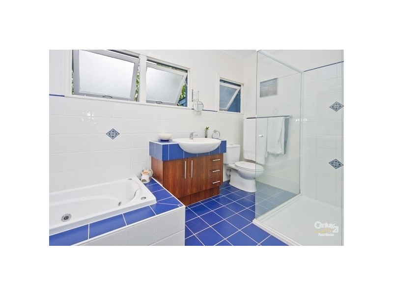 33 Norman Street, Fig Tree Pocket QLD 4069