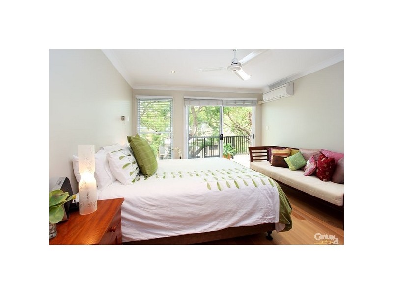 2/166 Jubilee Terrace, Bardon QLD 4065