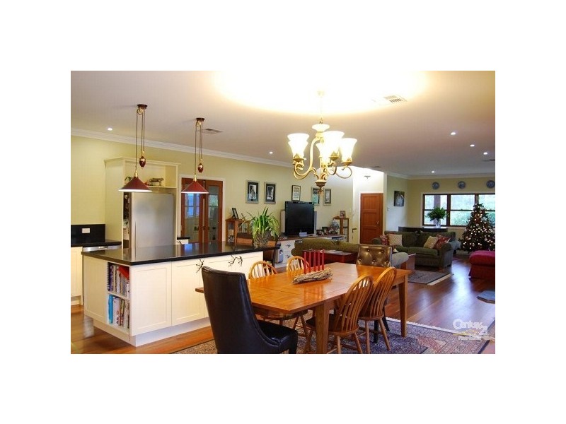 200 Sugars Road, Anstead QLD 4070