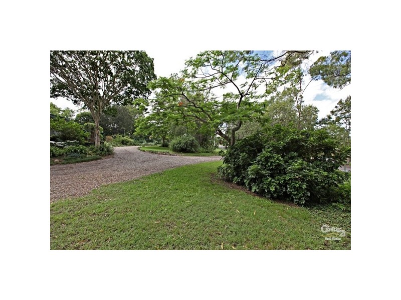 29 Gem Road, Kenmore QLD 4069