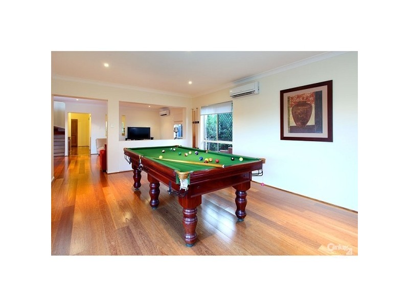 22 Burnside Crescent, Westlake QLD 4074