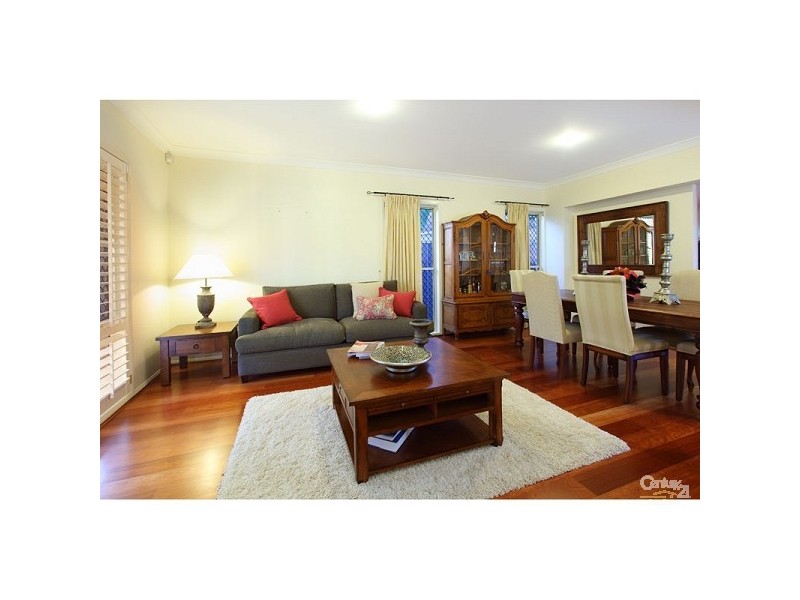 22 Burnside Crescent, Westlake QLD 4074