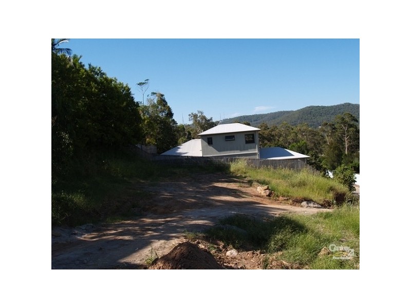 6 Grevillea Close, Chapel Hill QLD 4069