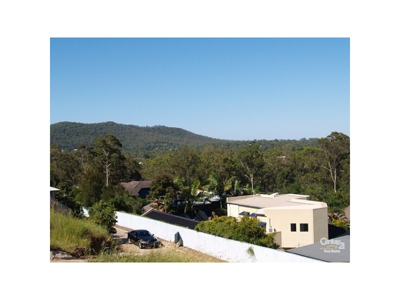 6 Grevillea Close, Chapel Hill QLD 4069