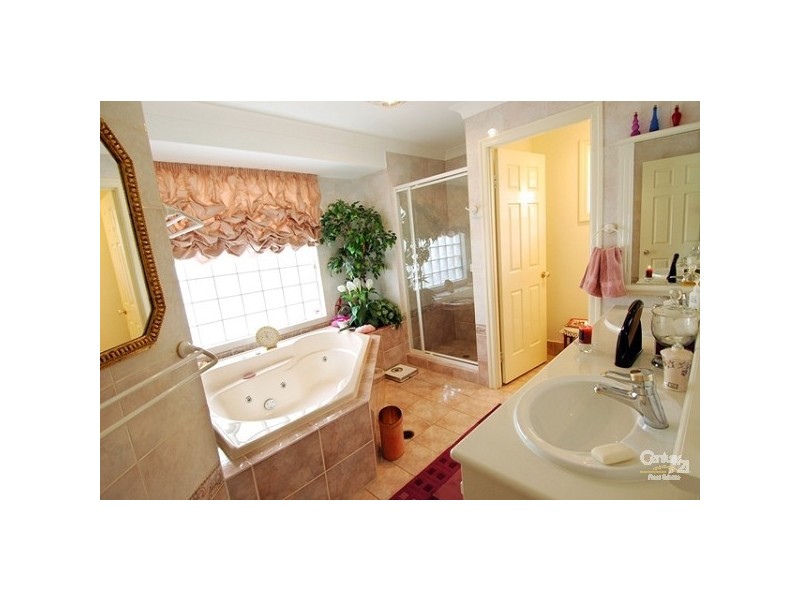 29/50 Boblynne Street, Chapel Hill QLD 4069