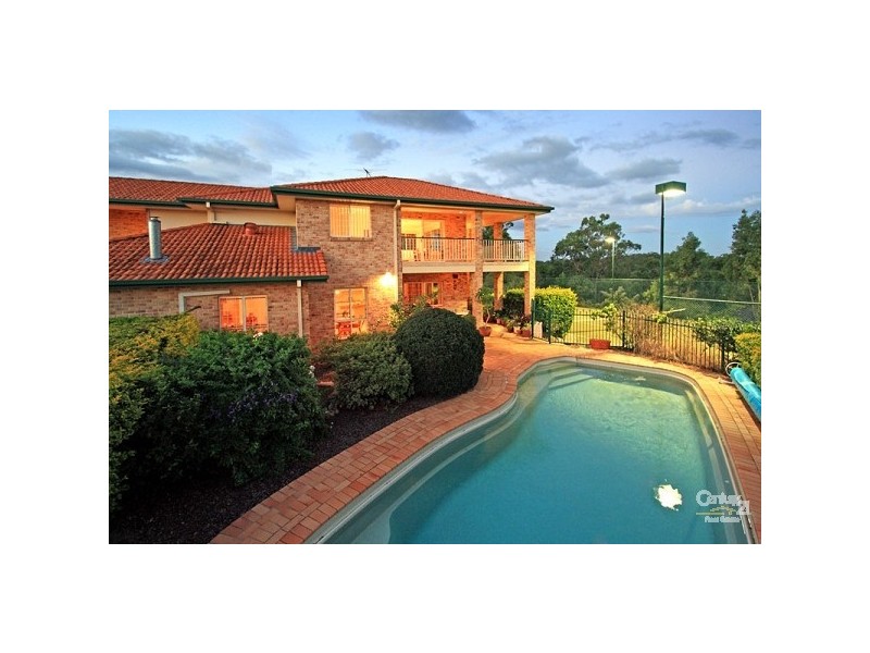 33 Lagoon Crescent, Bellbowrie QLD 4070