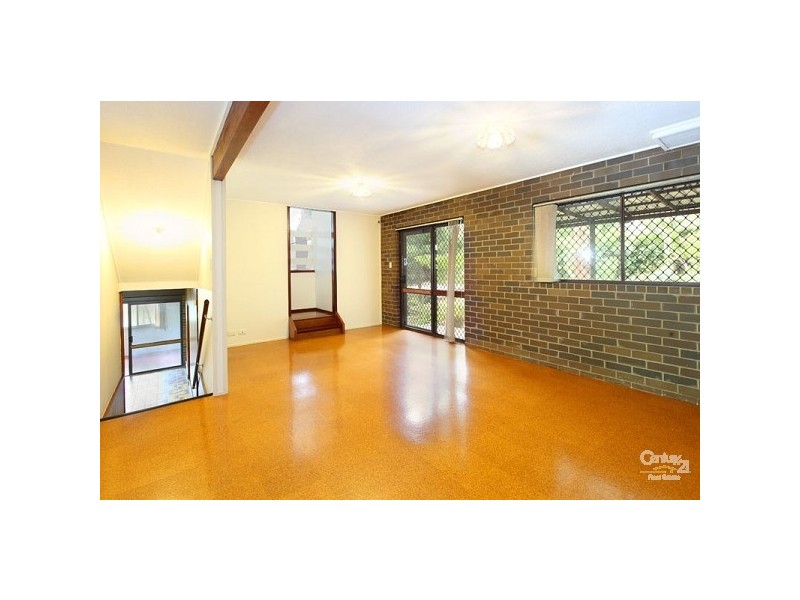 22 Neptune Street, Chapel Hill QLD 4069