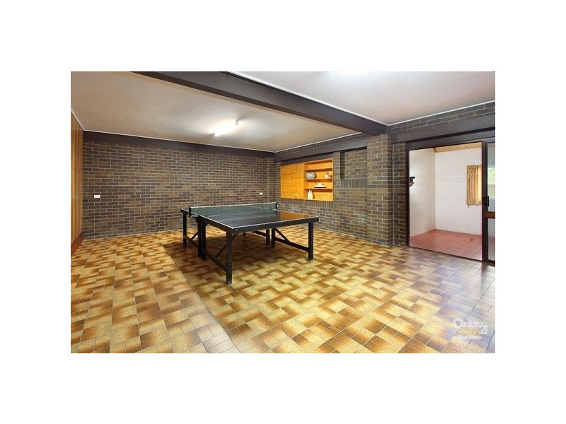 22 Neptune Street, Chapel Hill QLD 4069