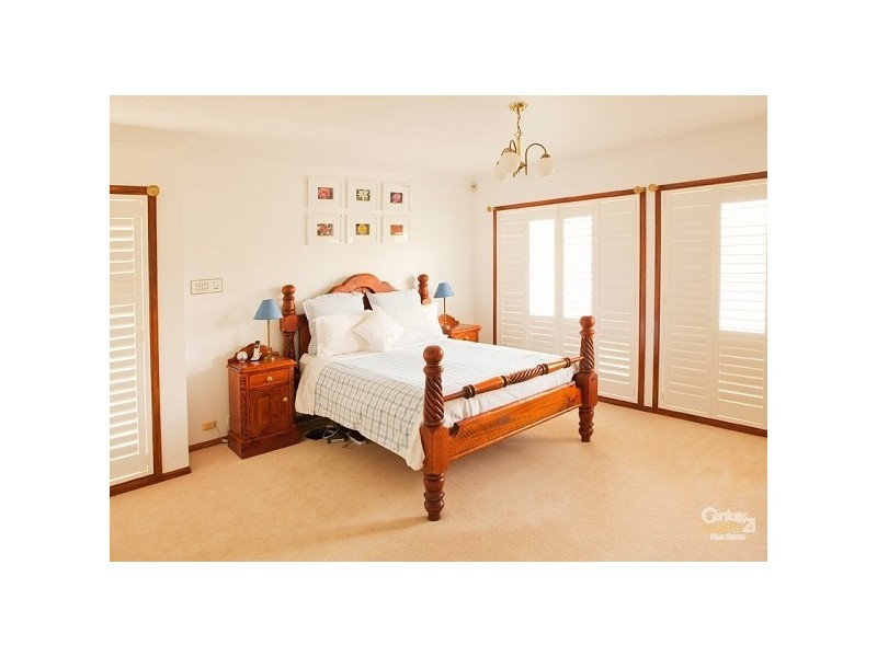 23 Boyd Terrace, Brookfield QLD 4069