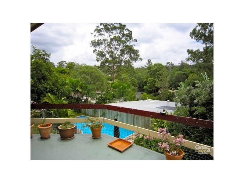 11 Chantilly Street, Chapel Hill QLD 4069