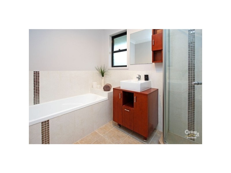 53A Lagoon Crescent, Bellbowrie QLD 4070