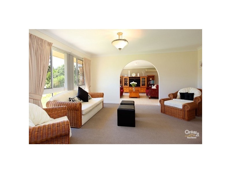 34 Wyndarra Street, Kenmore QLD 4069