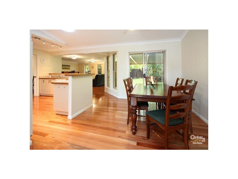 41 Gibson Crescent, Bellbowrie QLD 4070