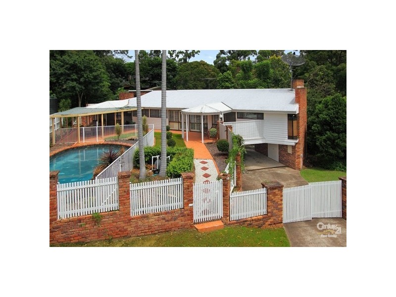 4 McLaren Street, Fig Tree Pocket QLD 4069