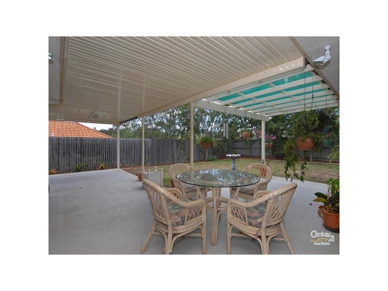 16 Creswick Place, Bellbowrie QLD 4070