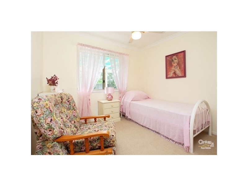 16 Creswick Place, Bellbowrie QLD 4070