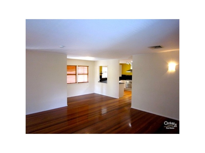 48 Henry Street, Chapel Hill QLD 4069