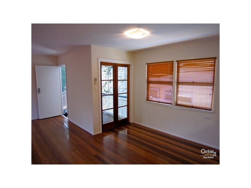 48 Henry Street, Chapel Hill QLD 4069