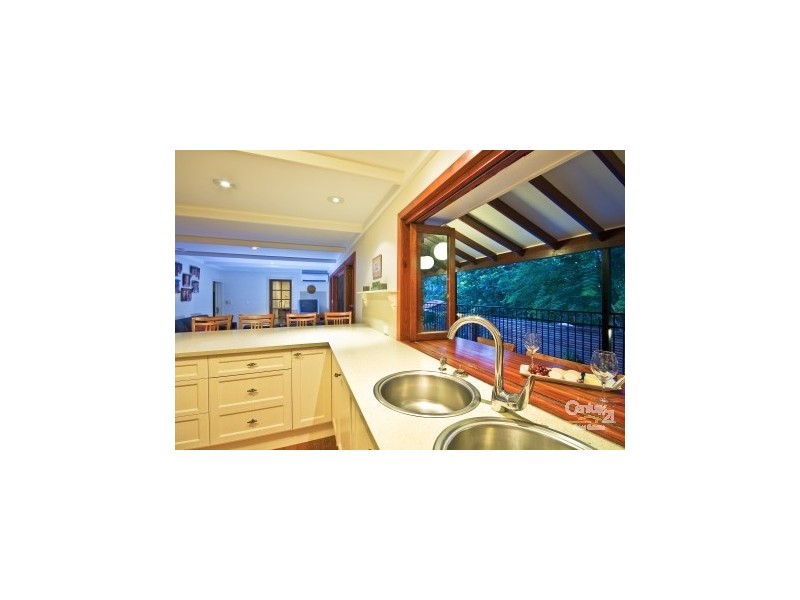 154 Kenmore Road, Fig Tree Pocket QLD 4069