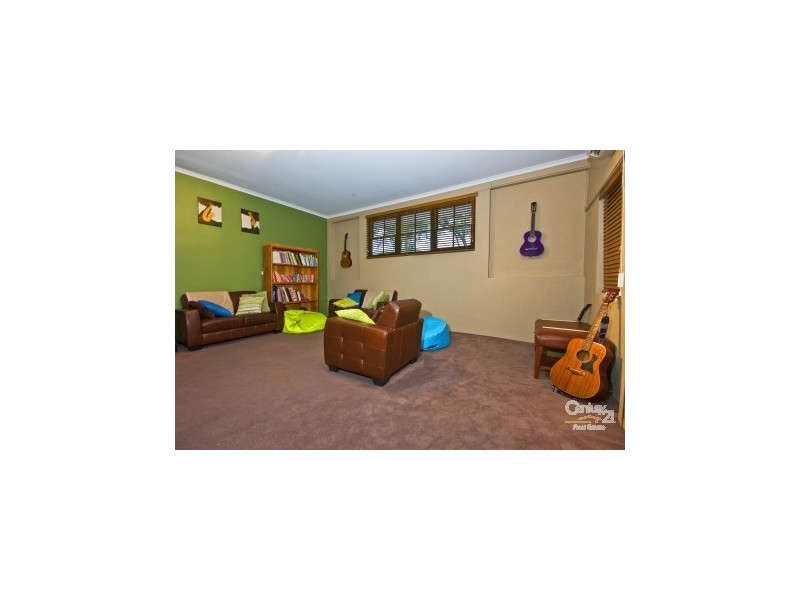 154 Kenmore Road, Fig Tree Pocket QLD 4069