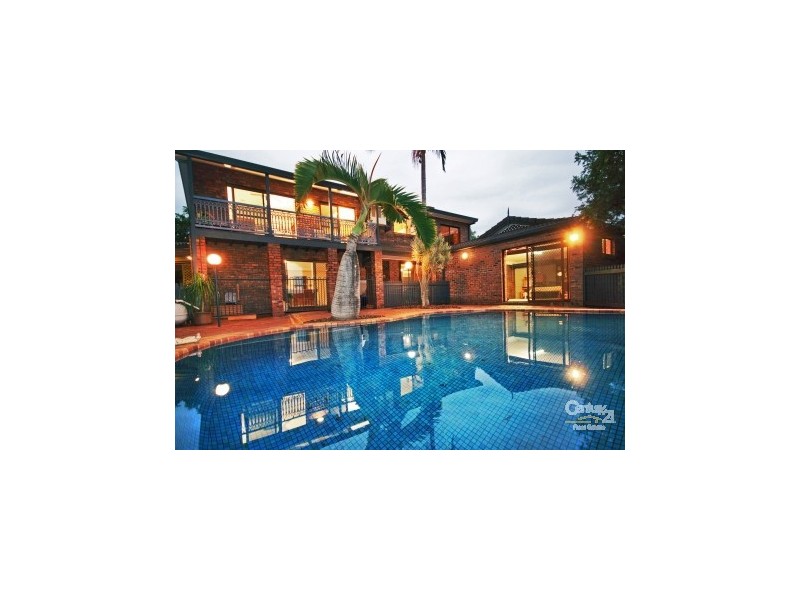 4 Softwind Court, Kenmore Hills QLD 4069