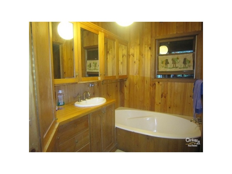 770 Upper Brookfield Road, Upper Brookfield QLD 4069