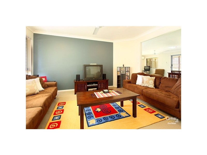 6 Regency Crescent, Moggill QLD 4070