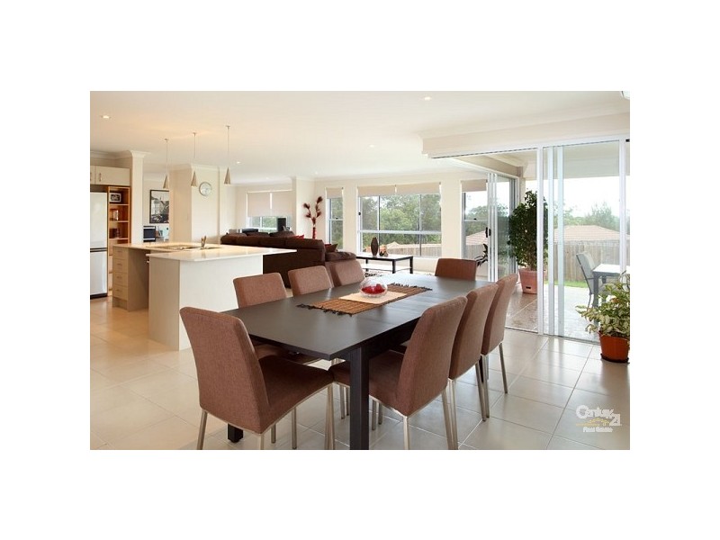 3 Stanaway Place, Bellbowrie QLD 4070