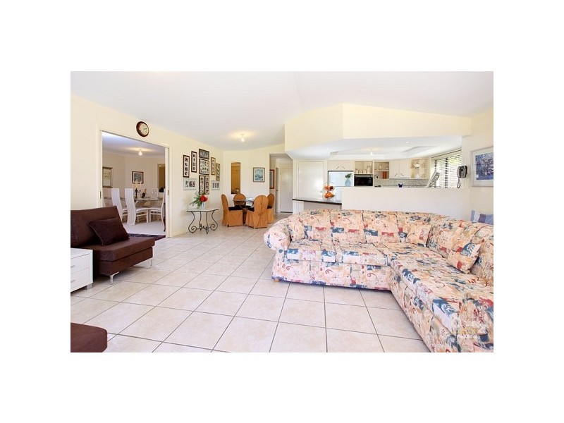 83 Riversleigh Road, Bellbowrie QLD 4070