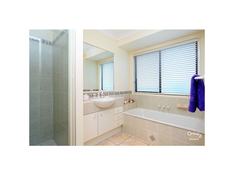 83 Riversleigh Road, Bellbowrie QLD 4070