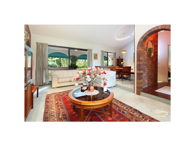 143 Kenmore Road, Kenmore QLD 4069