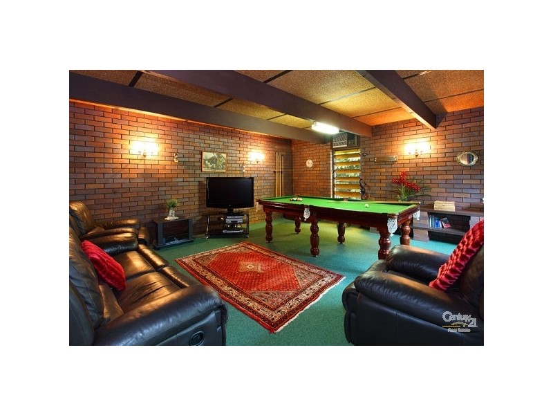 143 Kenmore Road, Kenmore QLD 4069