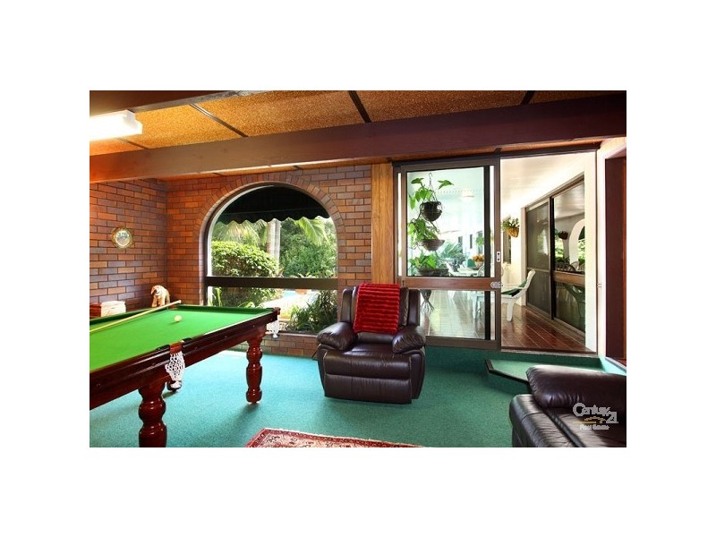 143 Kenmore Road, Kenmore QLD 4069