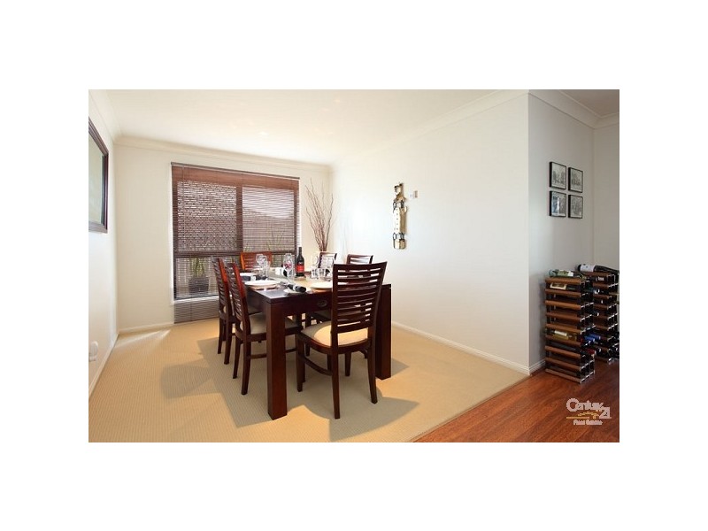 28 Grange Place, Moggill QLD 4070