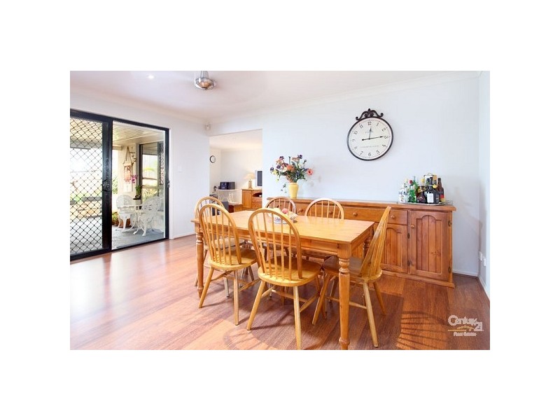 28 Grange Place, Moggill QLD 4070