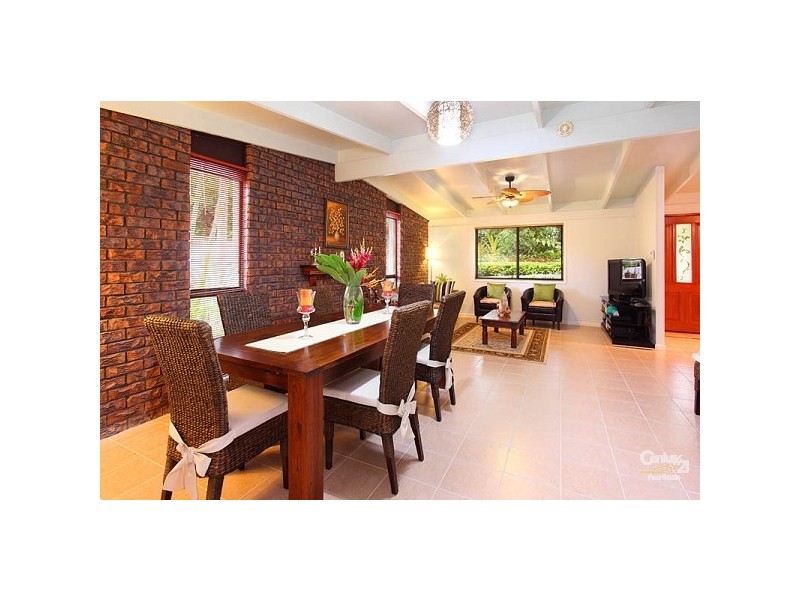 12 Marlock Street, Bellbowrie QLD 4070