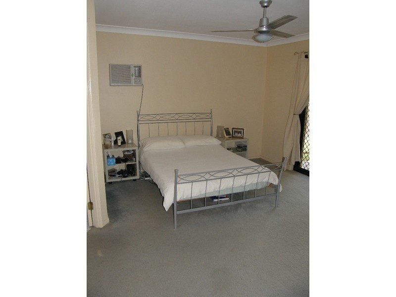 8 Glenwood Place, Moggill QLD 4070