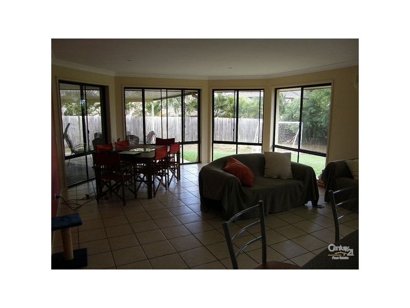 8 Glenwood Place, Moggill QLD 4070