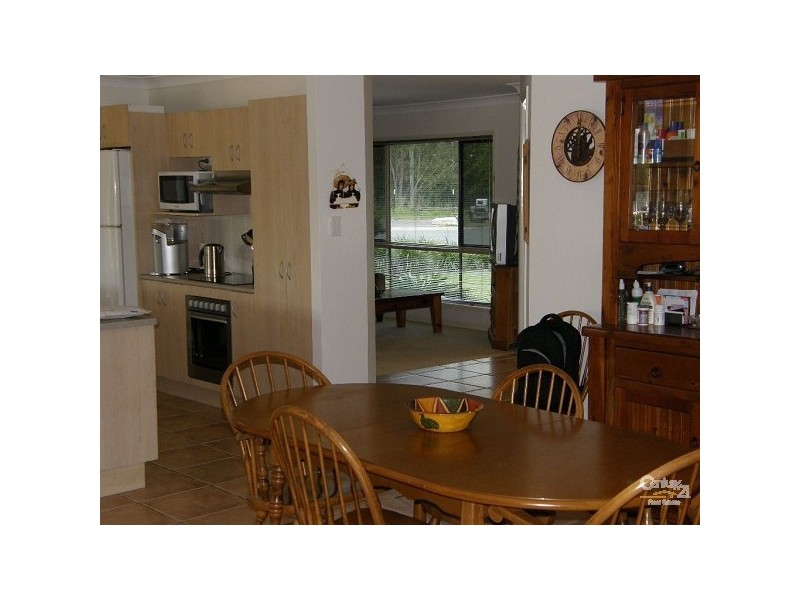 12 Haase Place, Bellbowrie QLD 4070